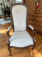 Vintage stoel met hoge rugleuning. Mooi gestoffeerd., Antiek en Kunst, Antiek | Meubels | Stoelen en Banken, Ophalen