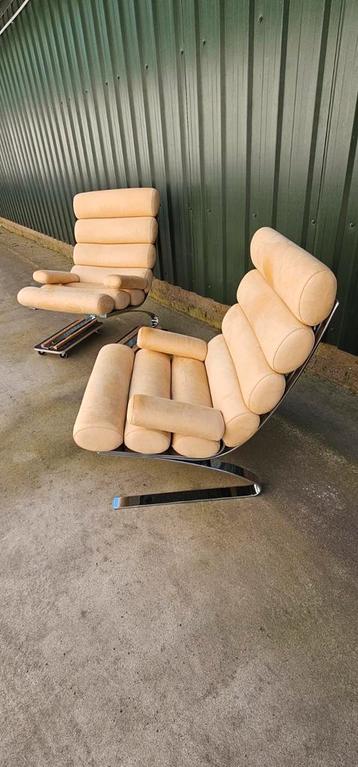 COR Sinus fauteuils alcantara vintage design lounge beschikbaar voor biedingen