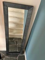 Spiegel met Zwart Frame en Studs, Ophalen, Minder dan 50 cm, Gebruikt, 100 tot 150 cm