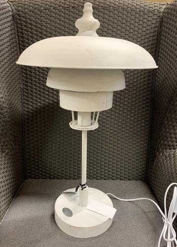 Nieuw van Riverdale lamp  beschikbaar voor biedingen