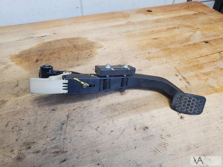 Chevrolet Spark 2010 -2018 koppelingspedaal pedaal koppeling, Auto-onderdelen, Besturing, Chevrolet, Gebruikt, Ophalen of Verzenden