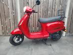 Te koop brom scooter, Fietsen en Brommers, Scooters | Overige merken, Ophalen, Zo goed als nieuw, Benzine