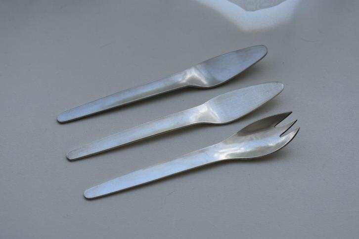 Gero Zilmeta Dick Simonis kinderbestek mes en lepelrek items, Antiek en Kunst, Kunst | Overige Kunst, Ophalen of Verzenden