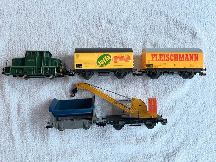 Fleischmann Set Lok V42-04 met 4 wagons, Hobby en Vrije tijd, Modeltreinen | H0, Gebruikt, Treinset, Gelijkstroom, Fleischmann