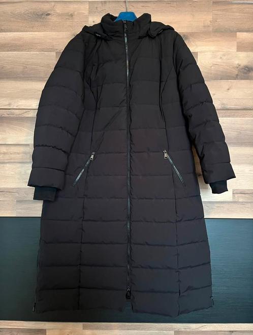 Prachtige lange winterjas, gekocht bij Curved Angels., Kleding | Dames, Grote Maten, Zo goed als nieuw, Jas of Mantel, Zwart, Ophalen of Verzenden