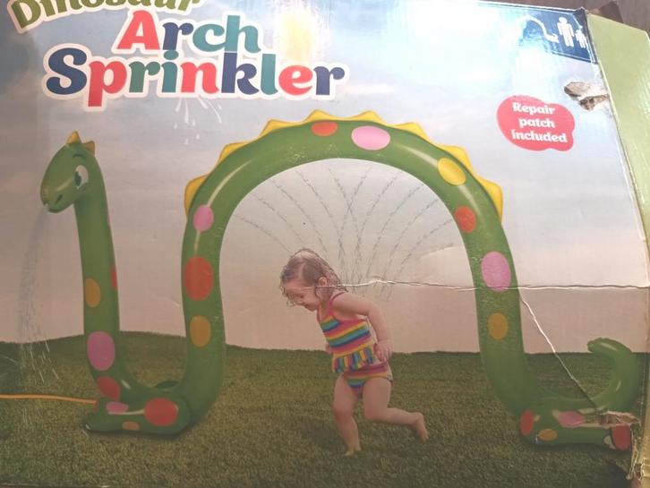 Speelgoed sproeier, Kinderen en Baby's, Overige Kinderen en Baby's, Zo goed als nieuw, Ophalen