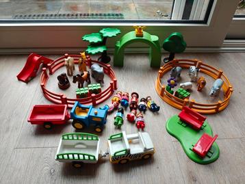 Playmobil dierentuin + safari-jeep beschikbaar voor biedingen