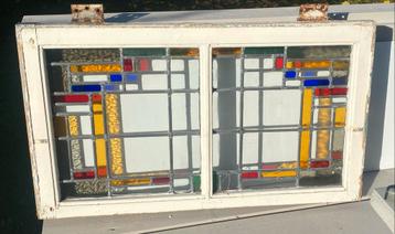 Glas in lood raam met kozijn - Prima staat beschikbaar voor biedingen