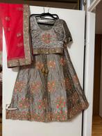 Grijze Indiase Lehenga Maat 36/38, Kleding | Dames, Jurken, Ophalen of Verzenden, Zo goed als nieuw, Maat 36 (S), Grijs