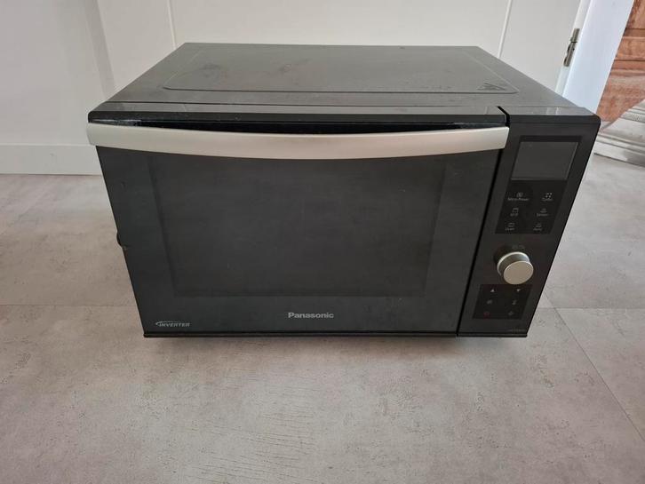 Panasonic NN-DF383BEPG Combimagnetron, Witgoed en Apparatuur, Magnetrons, Gebruikt, Grill, Ophalen