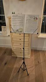 Inklapbare muziekstandaard  Standaard voor bladmuziek, Ophalen, Gebruikt, Muziekstandaard, Klarinet