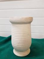 Vaas creme met lijnen, Ophalen of Verzenden, 'T Olde Gre-j, Info@toldegrej.nl, Endepoelstraat 20f Didam