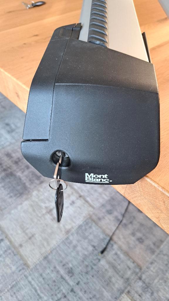 Mont Blanc dakdrager voor Mercedes S213, Auto diversen, Dakdragers, Zo goed als nieuw, Ophalen