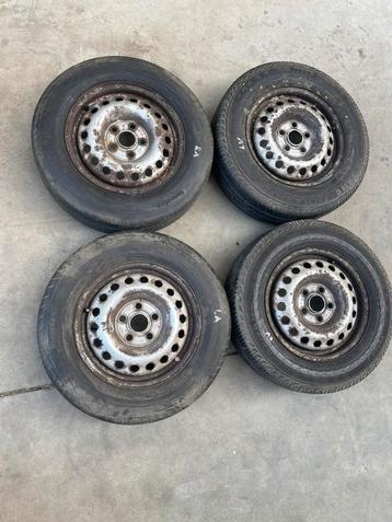Volkswagen Transporter T4 banden Continental 195/70 R15 beschikbaar voor biedingen