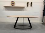 Showmodel Harvink Fier Eetkamertafel Ovaal design Tafel 205, Harvink, Eikenhout, Ophalen of Verzenden, Vijf personen of meer
