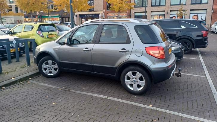 Fiat Sedici 2007. €1900,- . Technisch perfecte auto!, Auto's, Fiat, Particulier, Benzine, Zilver of Grijs, Stof, Ophalen