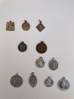 Oude religieuze medallions, Gebruikt, Ophalen of Verzenden