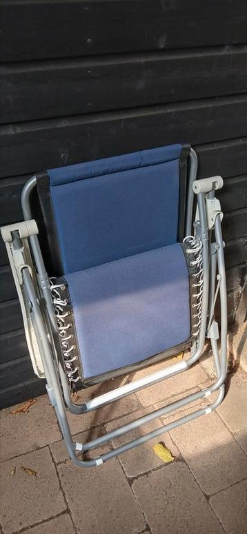 Zit-/ligstoel voor in de tuin, inklapbaar beschikbaar voor biedingen