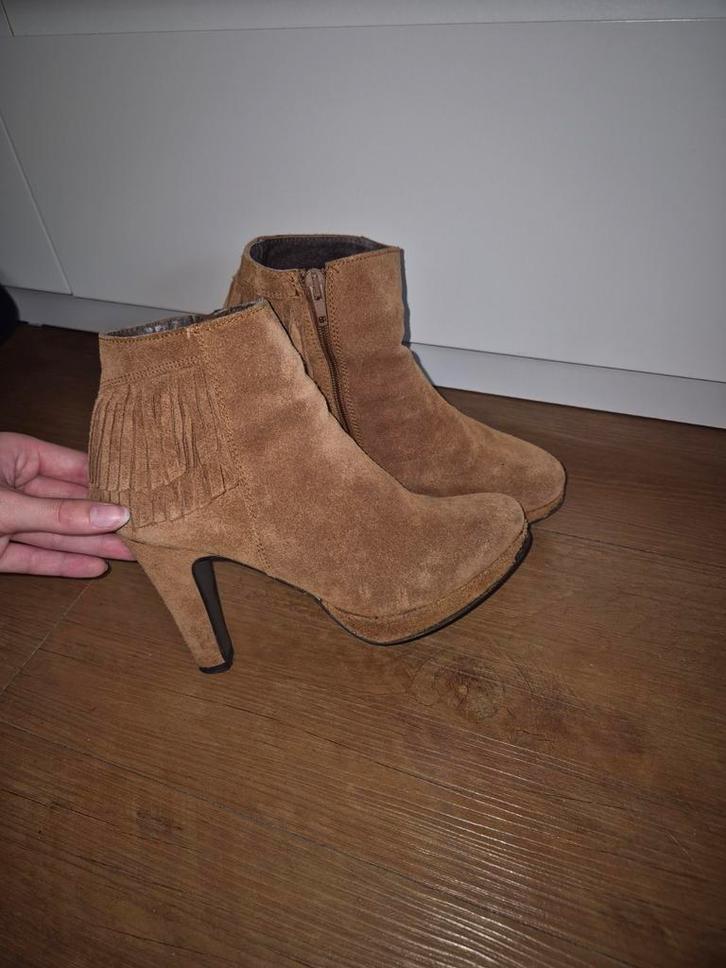 Cellini Bruine Laarsjes - Maat 37, Kleding | Dames, Schoenen, Zo goed als nieuw, Lage of Enkellaarzen, Bruin, Ophalen of Verzenden