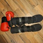 Kickbox handschoenen en scheenbeschermers M, Sport en Fitness, Ophalen of Verzenden, Zo goed als nieuw, Bokshandschoenen