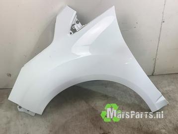 Scherm links-voor van een Ford C-Max beschikbaar voor biedingen