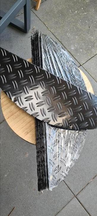 Traptreden zwart aluminium. beschikbaar voor biedingen