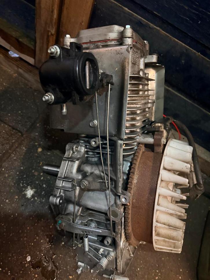 Stiga ST400 Motorblok Onderdelen Zitmaaier, Auto-onderdelen, Transmissie en Toebehoren, Universele onderdelen, Gebruikt, Ophalen of Verzenden