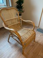 Stevige rotan stoel met voetenbankje en tijdschriftenbak, Ophalen, Zo goed als nieuw, Bruin, Eén