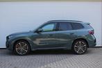 BMW iX1 eDrive20 M Sport / Trekhaak / Sportstoelen / Adaptie, Auto's, BMW, Zwart, Nieuw, SUV of Terreinwagen, 1840 kg