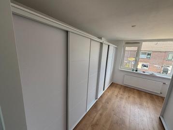 KLEDINGKAST MET TRANSPORT EN MONTAGE - afbeelding 3