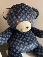 Mega Grote Louis Vuitton Knuffelbeer blauw logo, Ophalen of Verzenden, Zo goed als nieuw, Beer
