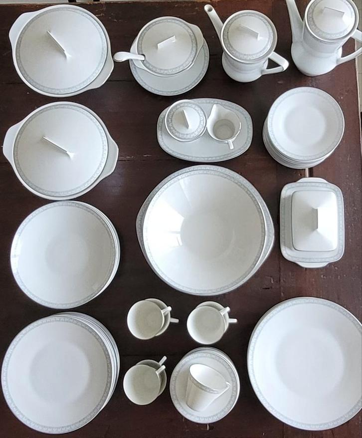 Uniek, zeldzaam en zeer uitgebreid Servies Jaren 50-60, Antiek en Kunst, Antiek | Servies compleet, Ophalen of Verzenden