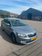 Skoda Octavia 1.6 TDI 77KW 7-DSG 2013 Grijs, Auto's, Skoda, Automaat, Origineel Nederlands, Diesel, 26 km/l