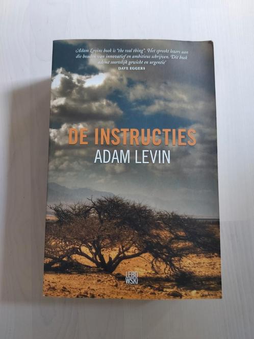 Adam Levin - De instructies, Boeken, Literatuur, Gelezen, Nederland, Ophalen of Verzenden