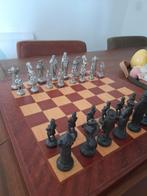 Tin gegoten schaakspel, Historisch, Figuurtje(s), Ophalen of Verzenden, Zo goed als nieuw