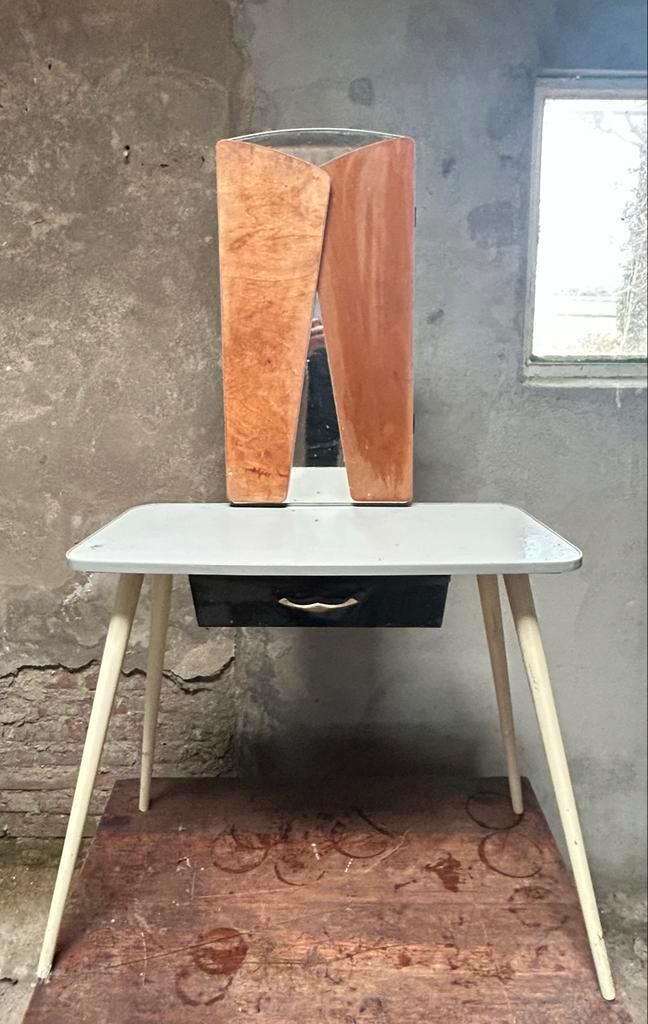 Vintage Kinder Kaptafel - Schuurvondst, Huis en Inrichting, Tafels | Kaptafels, Gebruikt, 100 tot 150 cm, 50 tot 100 cm, Hout