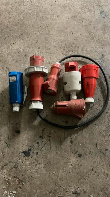 32amp stekker verloop 63 naar 32amp beschikbaar voor biedingen