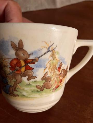 Vintage Bunnykins kop met oor •  royal doulton • haasjes beschikbaar voor biedingen