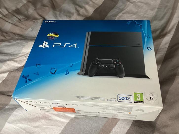 Compleet Sony PlayStation 4, plus black ops spel., Spelcomputers en Games, Spelcomputers | Sony PlayStation Consoles | Accessoires