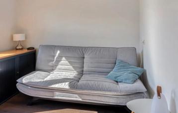 Mooie comfortabele slaapbank mét topper zgan! 1.30mtr x 2mtr beschikbaar voor biedingen