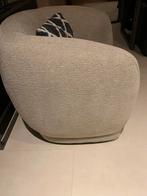 Mooie stoel, Ophalen, Zo goed als nieuw, Eén