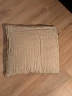 Beige sierkussen met franjes, Ophalen of Verzenden, Gebruikt, Beige, Vierkant