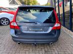 Volvo V70 2.5FT R-Design 230PK LEER / XENON / TREKHAAK, Traction-control, Gebruikt, Zwart, 2521 cc