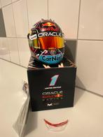 2022 Miami 1:2 Helm Max Verstappen, Ophalen of Verzenden, Zo goed als nieuw