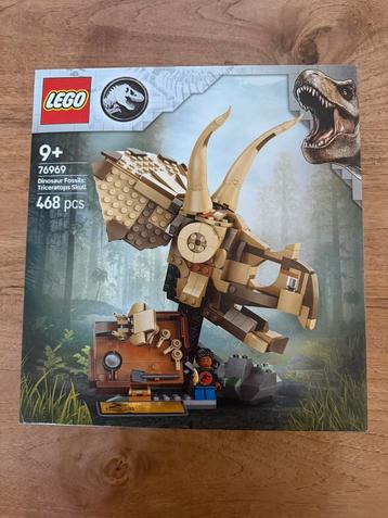 LEGO | Dinosaur Fossils: Triceratops Skull (set 76969) beschikbaar voor biedingen