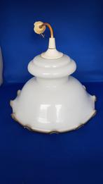 Vintage hanglamp, opaline glazen kap, wit met bruin. 6B11, Tweedehands verkoop, Tweedehands verkoop, Gebruikt, Ophalen of Verzenden