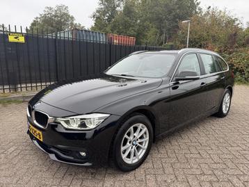 BMW 3 Serie Touring 318i Autom/Tiptr Executive Leer/Navi/Cli beschikbaar voor biedingen