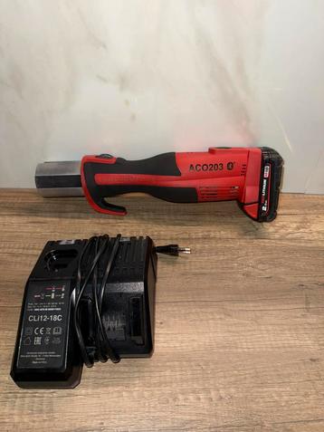 Novopress aco203 bluetooth perstang persmachine beschikbaar voor biedingen