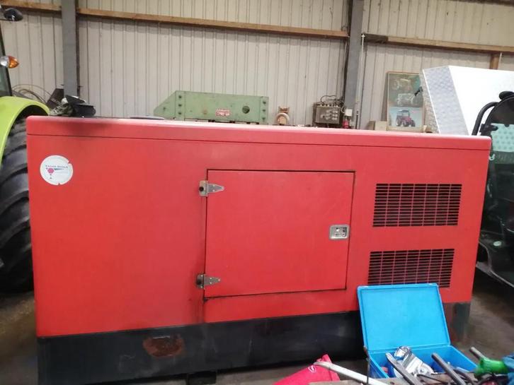 Iveco iveco (bj 2015), Zakelijke goederen, Machines en Bouw | Pompen en Compressoren
