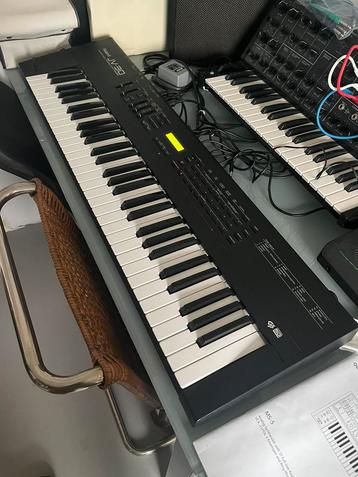 Roland JV-30 Synthesizer JV30 JV 30 vintage synth beschikbaar voor biedingen